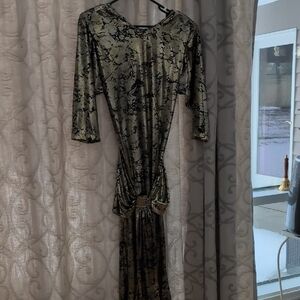 Elegant Gold and Black Women's Dress